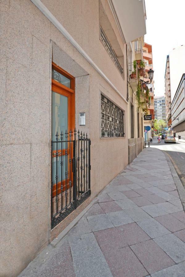 Ferienwohnung Atico Con Terraza En El Centro De Alicante Exterior foto
